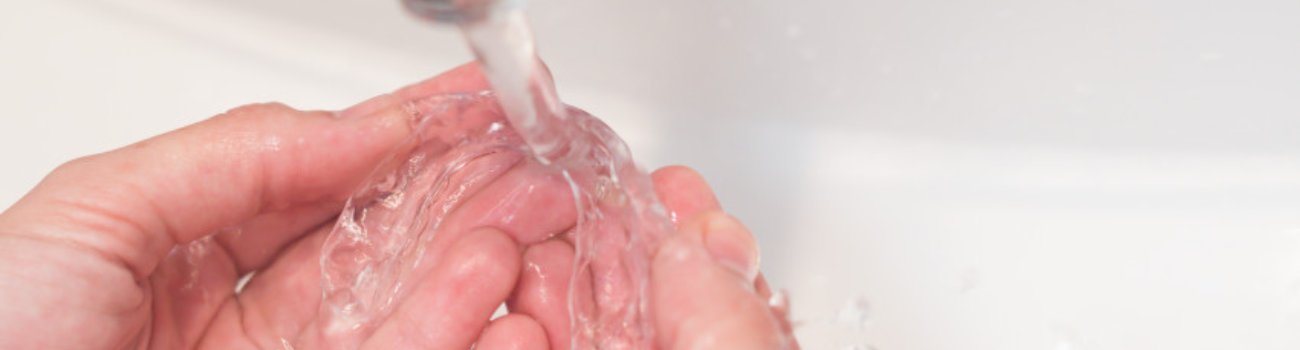 Aligner Zahnschiene reinigen